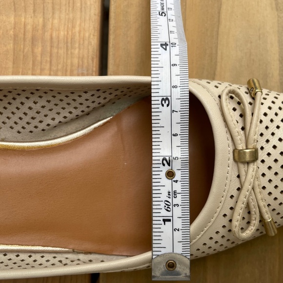 Naturalizer N5 Comfort Low Wedge Shoes – Size 8W (Cream) - Picture 5 of 9